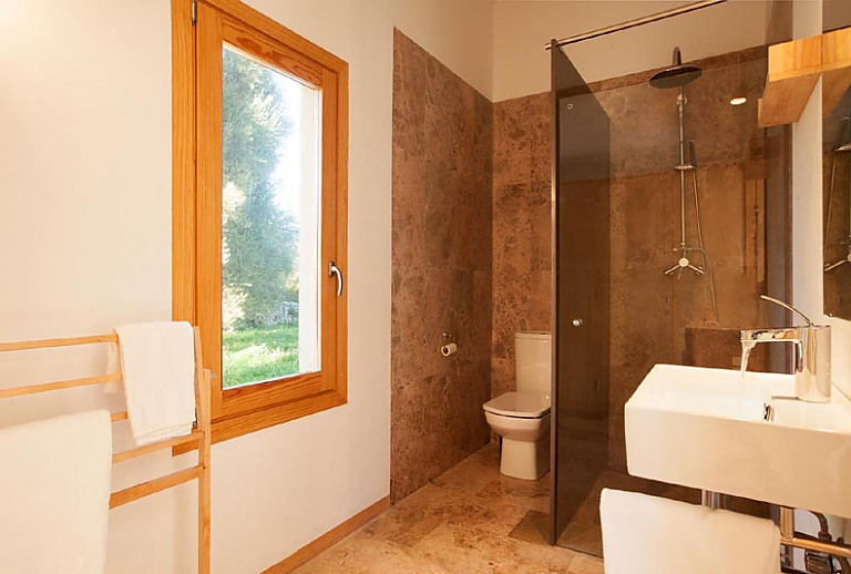 Bad Dusche Toilette Waschbecken Spiegel Fenster