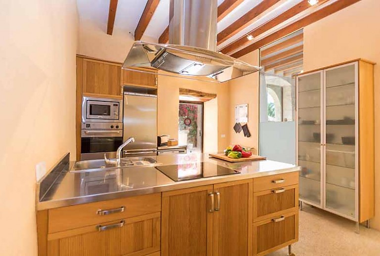 Küche Herd Kühlschrank Spüle