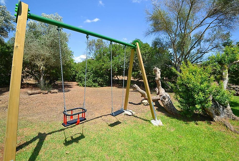 Spielgeräte im Garten