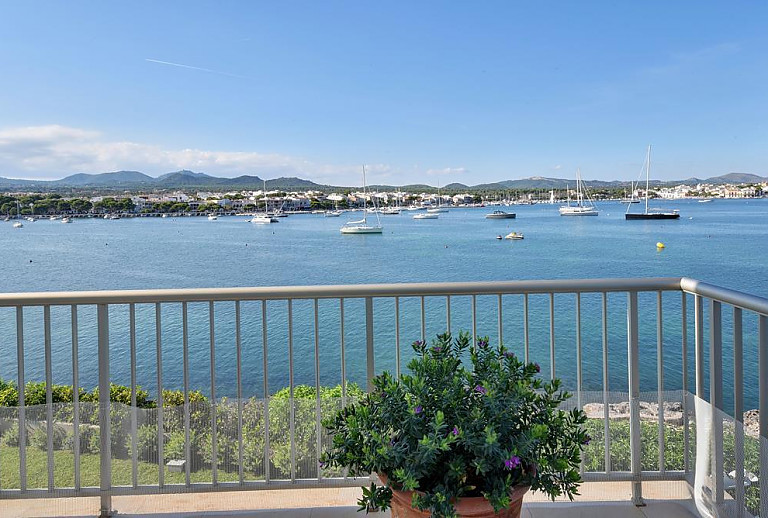 Terrasse mit Meerblick